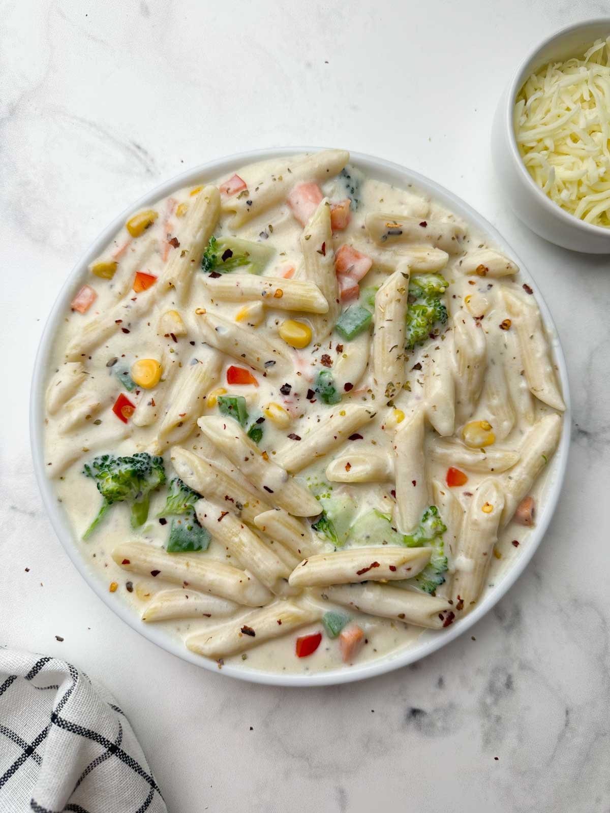 White Sauce Pasta